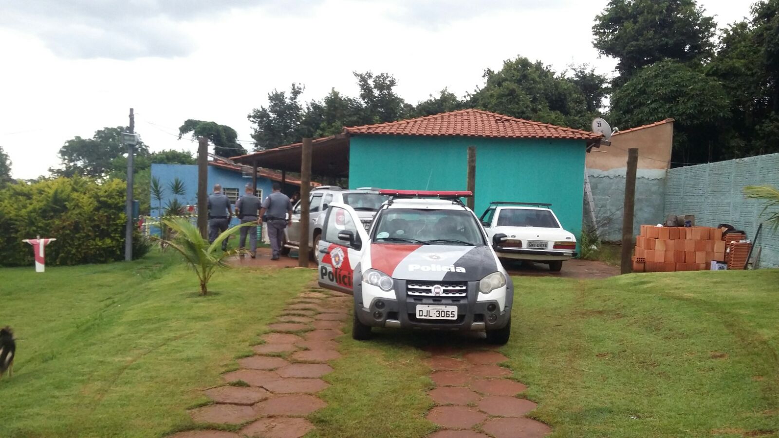 Etiene morava com o marido em uma chácara nos fundos da Unifran